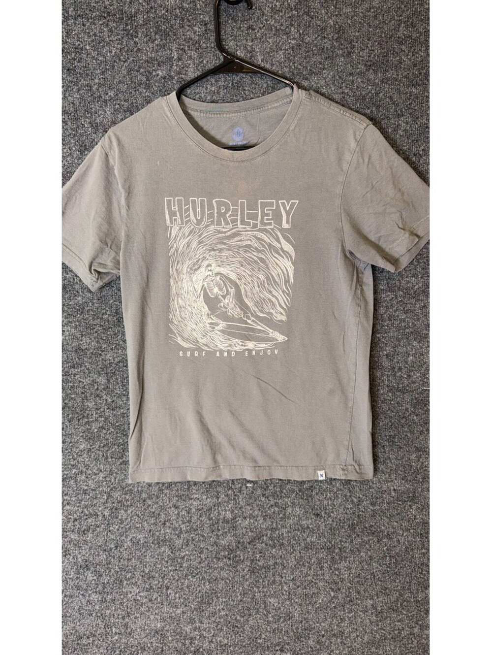 Hurley Mens Small T-Shirt Gray Skeleton Surfer Graphic Surf and Enjoy Cotton